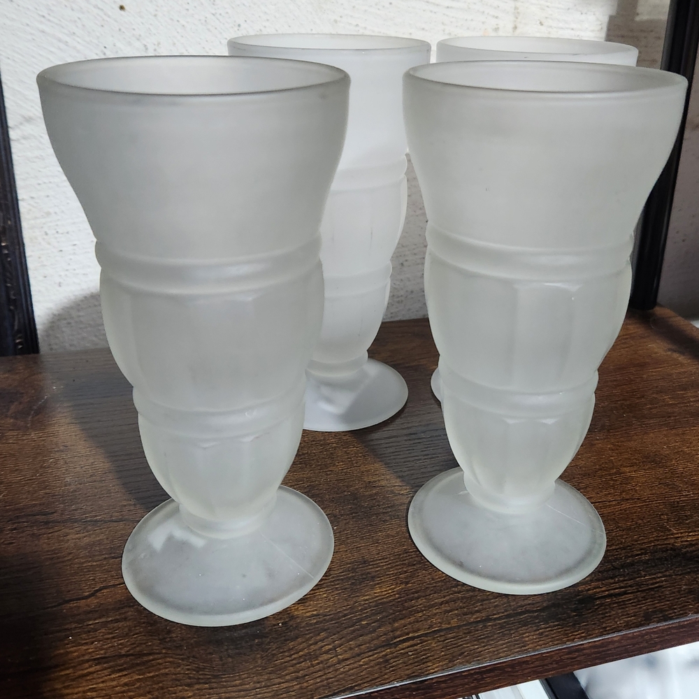 Vintage Frosted Glass Drinkware Set - Picture 2 of 4